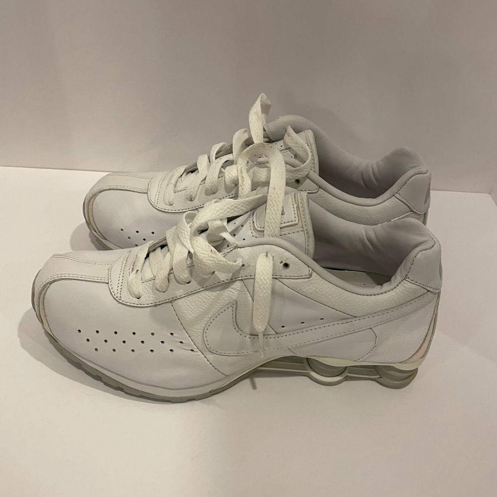 NIKE SHOX 309354-111 (2006) Athletic Shoes White Mens Size 10.5 Running - NEW!